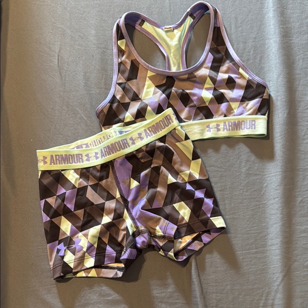 Under Armour Tri-Color Geometric Active Set